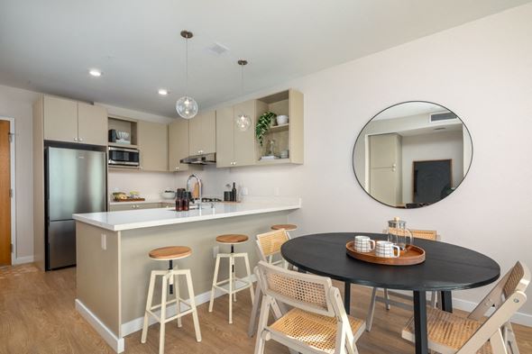 Los Angeles apartment for rent - Park East Model Kitchen/Dining
