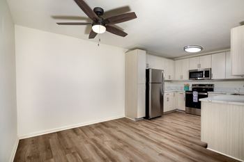 Cooling ceiling fan