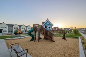 Sandy townhouse for rent - Community playground at The Orchard Townhomes, Sandy