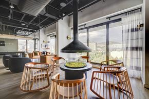 Salt Lake City apartment for rent - Seating area with window views of the mountains