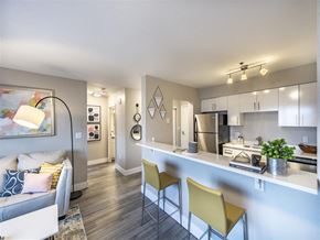 Worcester apartment for rent - Fitted Kitchen With Island Dining at The 6Hundred, Worcester