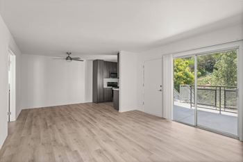 Ceiling fans with lighting