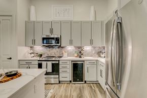 Addison apartment for rent - kitchen