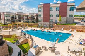 Lees Summit apartment for rent - Pool