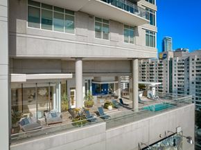 Los Angeles apartment for rent - A modern building with a pool on the roof.