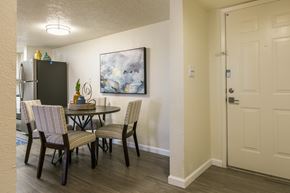 Albuquerque apartment for rent - Dinning room with table and chairs at Stride West, New Mexico, 87120