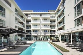 Pasadena apartment for rent - pool