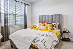 Meridian apartment for rent - bedroom