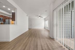 Flagstaff apartment for rent - Spacious recently renovated, apartment living room.