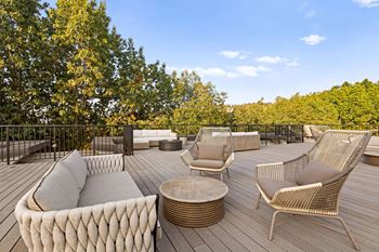 Rooftop sundeck