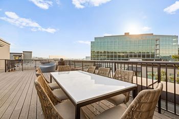Rooftop sundeck