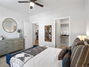 Williamsburg apartment for rent - bedroom