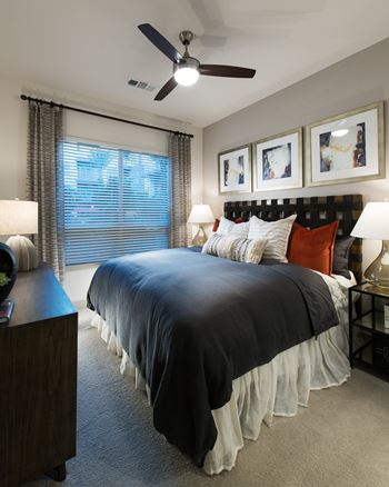 Ample bedrooms that accommodate king-size beds