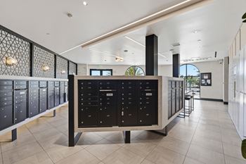 Parcel locker system