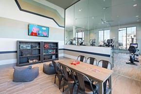 Richmond apartment for rent - lounge
