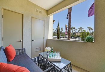 Private patio/balcony