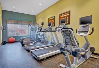 Fitness center2