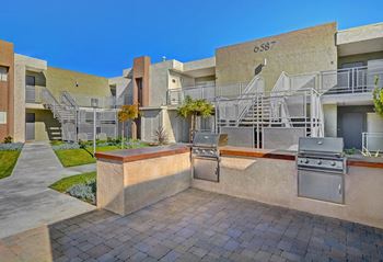 Bbq grills