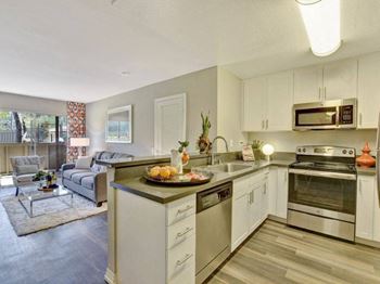 Fully equipped kitchen