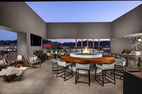 San Diego apartment for rent - Rooftop with seating and firepit.