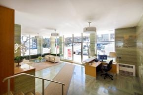 San Francisco apartment for rent - a view of the lobby from the second floor