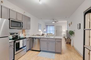 Conway townhouse for rent - Kitchen with stainless steel at The Grand at Carolina Forest, Conway, SC