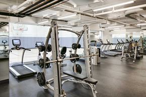 New York apartment for rent - fitness center