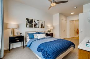 Aurora apartment for rent - 1, 2 & 3 bedroom units