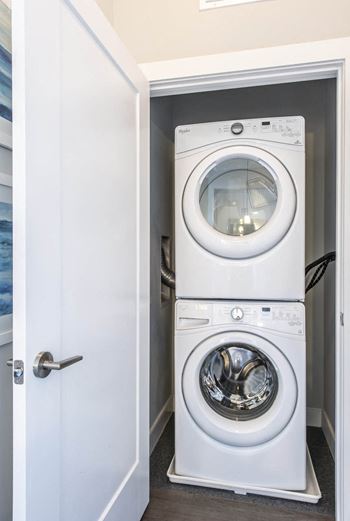 Whirlpool washer & dryer