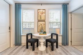 Conroe apartment for rent - breakfast nook