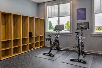 24-Hour fitness studio