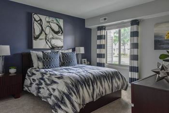 Custom fit window coverings