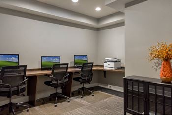 Complimentary wi-fi in club room