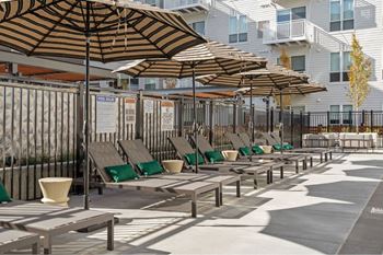 Sparkling swimming pool - building i & ii
