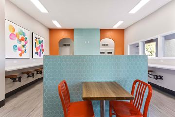 Glendale apartment for rent - A dining area with a table and chairs.