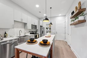 Austin apartment for rent - Eat In Kitchen at Trailhead, Austin, Texas