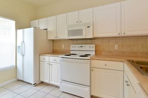 Gainesville apartment for rent - Interior Kitchen at Magnolia Place Apartment, Florida