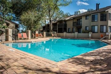 Orange Park apartment for rent - the swimming pool at our apartments