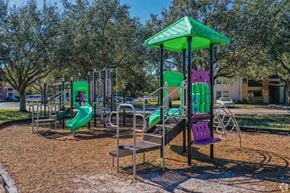 Riverview apartment for rent - Playground