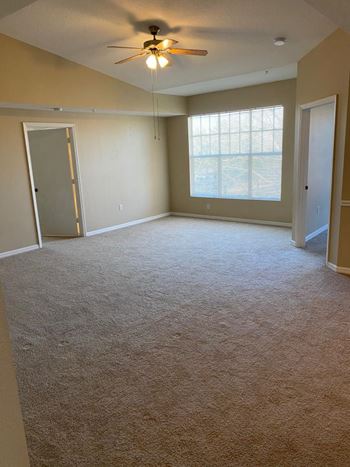 Ceiling fan in living room