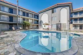 San Diego apartment for rent - the swimming pool at the crossings at camelback apartments