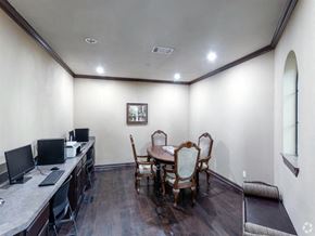 Dallas apartment for rent - business center at Aventine at Kessler Park, Dallas, 75211