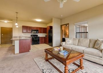 Dallas apartment for rent - Aventine at Kessler Park