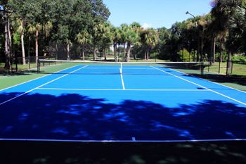 Tennis court aventine
