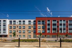 Saint Paul apartment for rent - the building in which the hotel is located