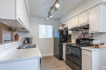 Henderson apartment for rent - Kitchen at Sunset Winds Apartments in Henderson, NV 89014