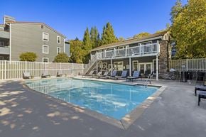 Renton apartment for rent - Large Outdoor Pool at 2000 Lake Washington Apartments in Renton, Washington