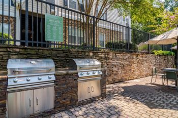 Grilling patio at willowest in vinings apartments in atlanta, ga 30339
