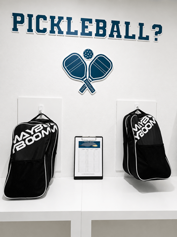 4 Pickleball courts & racket rentals
