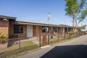 Phoenix apartment for rent - entry